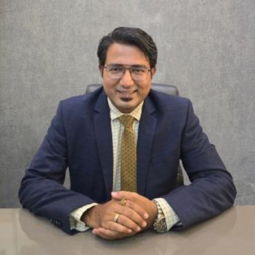 Dr-Mahesh Chakor