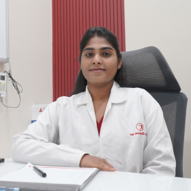 Dr-Nidhi-Sajeev